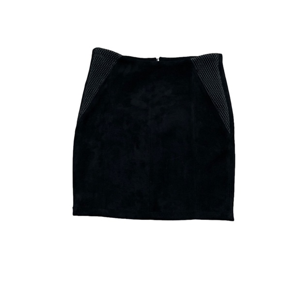 Zara Black Faux suede skirt. Leather detail on hips. Size small. Zip closure - Picture 1 of 6